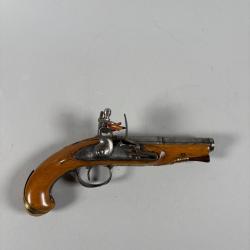 Pistolet  &agrave; silex XVIIIeme siecle circa 1750