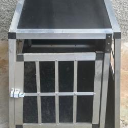 belle cage de transport chien taille S L  pour break ou sub,prix  sacrifi&eacute;