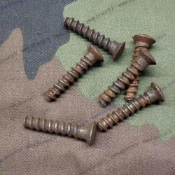 Grosse vis ancienne  pour arme Fran&ccedil;aise Mousqueton, percussion, silex..