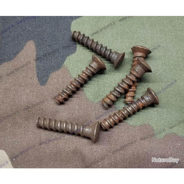 Grosse vis ancienne  pour arme Fran�aise Mousqueton, percussion, silex..