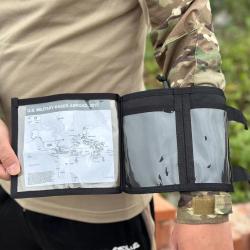 POCHETTE TACTIQUE POUR CARTE TOPOGRAPHIQUE ET T&Eacute;L&Eacute;PHONE - NOIRE