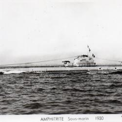 Carte postale sous-marin Amphitrite 1930 - N&deg;8064