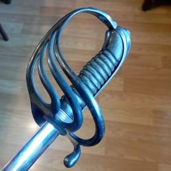 Sabre d'officier d'infanterie Mle 1882 garde bronz&eacute;e , Ch&acirc;tellerault 1911