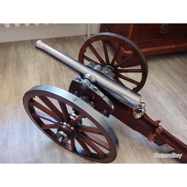 Canon Napol�on III poudre noire??? calibre????