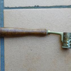 DOSETTE ANCIENNE POUR LA POUDRE OU PLOMB POUR RECHARGEMENT TIR CHASSE