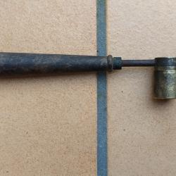 DOSETTE ANCIENNE POUR LA POUDRE OU PLOMB POUR RECHARGEMENT TIR CHASSE n1