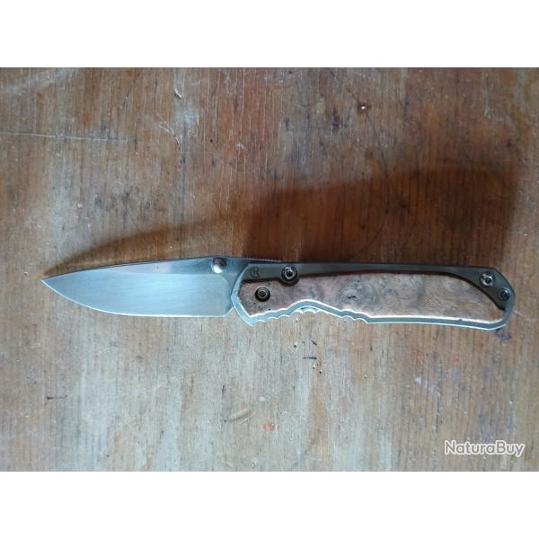 Couteau pliant type Chris reeve neuf