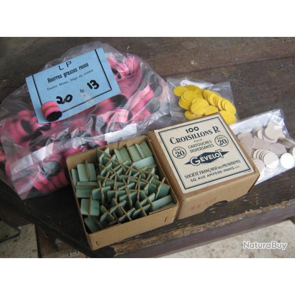 LOT BOURRE ET CARTONS CAL 20 LOT1