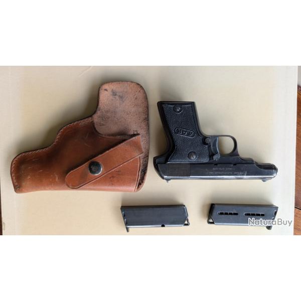Pistolet de collectionneur MAB 7.65