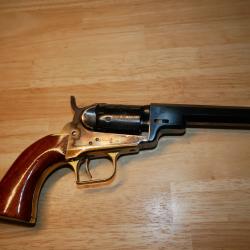 Revolver UBERTI 1848 BABY DRAGOON cal .31 en tr&egrave;s bon &eacute;tat