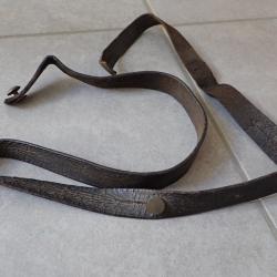 Ancienne bretelle en cuir pour Vetterli ? Voir boutons bomb&eacute;s