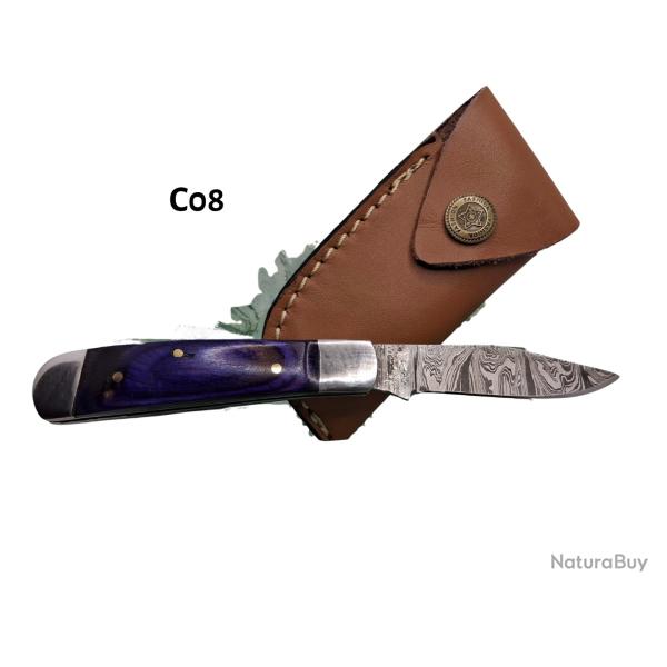 C08 - Couteau damas manche bois bleu profond + �tui cuir