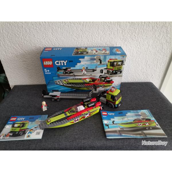 Lego City, Le transport du bateau de course r�f�rence no 60254