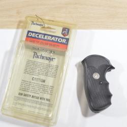 Poign&eacute;e PACHMAYR S&W "N" ROUND BUTT DECELARATOR GRIPPER (SN)