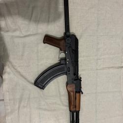 Titre : Kalashnikov airsoft &eacute;lectrique
