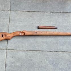 Crosse de Mauser 98k k98 ww2 en lamell&eacute; coll&eacute; avec garde main
