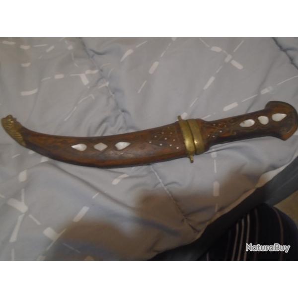 Poignard Turc ancien bois et nacre de d�coration