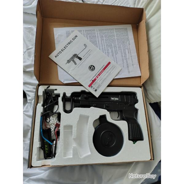 Vz 61 scorpion m�tal