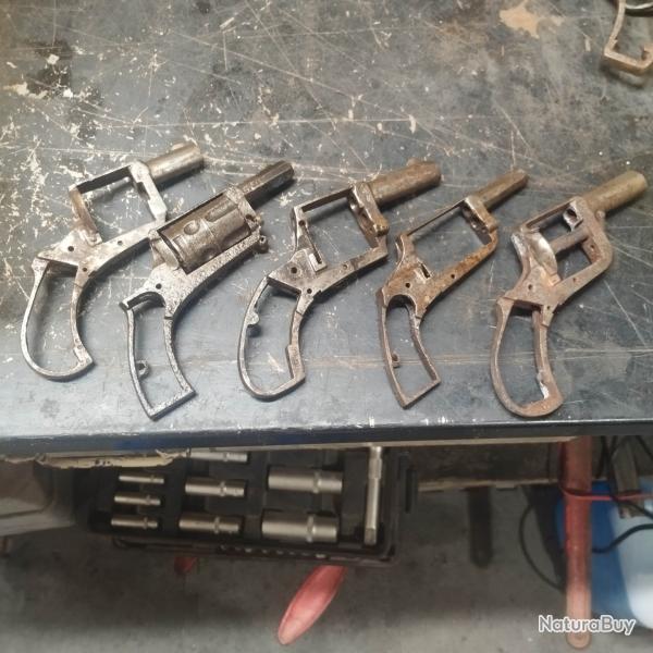 Lot revolver type bulldog