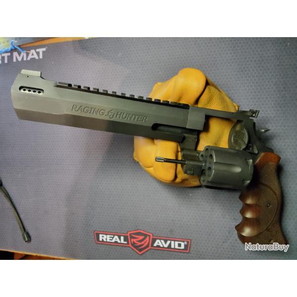 Taurus raging hunter 44 mag 8 3/8