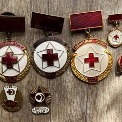 Insigne , order , m&eacute;daille Collection des insignes de Donateur d'Excellence de l'URSS (1944-1970).