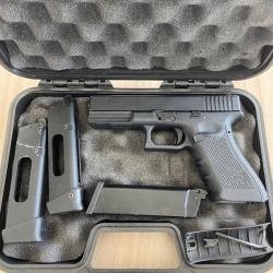 Glock 17 cybergun + chargeurs