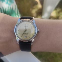 Montre om&eacute;ga seamaster calendar ann&eacute;e 1955