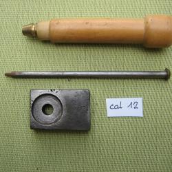Amorceur , r&eacute;amorceur et recalibreur ancien cal 12