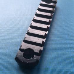 Rail picatinny: M-LOK 9, aluminium &agrave; bords arrondis