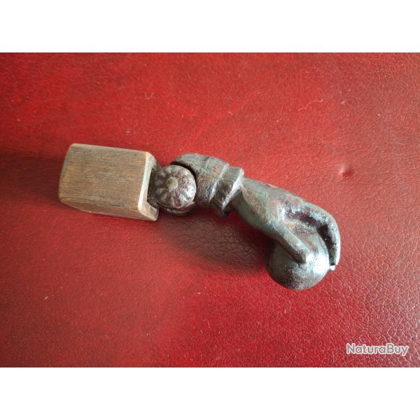 Heurtoir de porte en fonte de fer XIX� si�cle ou avant