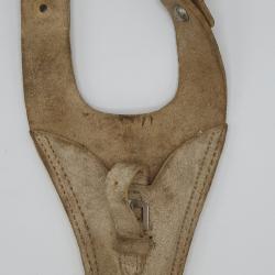 Gousset en buffle blanc pour baionnettes :  Lebel 1886 - Gras - Berthier 92/93 et Chassepot.