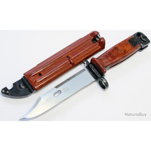 Ba�onnette sovi�tique 6x4 pour les fusils d'assaut AKM et AK-74 (fabriqu�e � Tula)