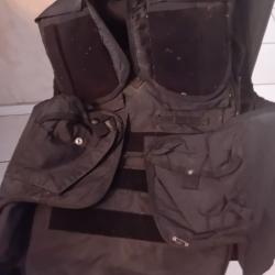 ENCHERE GILET PARE BALLES EN  KEVLAR TAILLE XL GLOVAL ARMOR + OPTION 2 PLAQUES BALISTIQUE NIJ 3