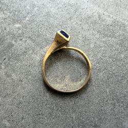 Bague art d&eacute;co en or massif 18 carats - pierre bleue - taille 51