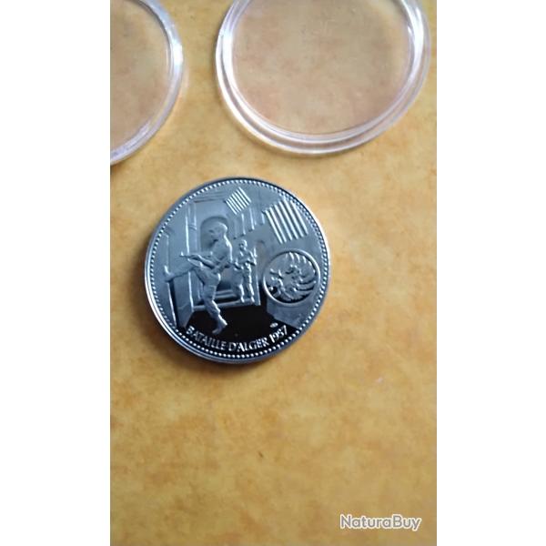 2 pi�ces de collection