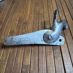 PLATINE DE FUSIL 1840 SIGN&Eacute;E DE LA MANUFACTURE ROYALE DE CHATELLERAULT TR&Egrave;S BON ETAT
