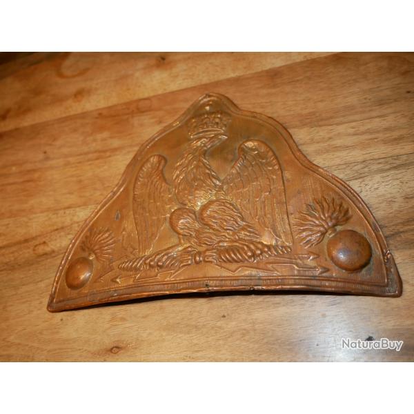 Plaque de bonnet d'ourson de la garde Imp�riale - 1er Empire, s�rement une vieille reproduction