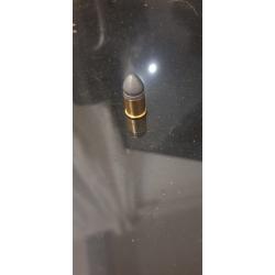 UNE CARTOUCHE ANCIENNE 41RF DERRINGER ANCIENNE A POUDRE NOIRE ET PLOMB
