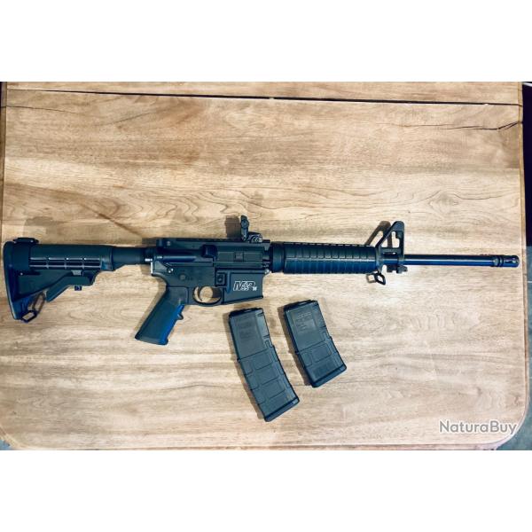 SMITH & WESSON MP15 SPORT 2 CAL. 223 REM NATO AVEC CANON DE 16 POUCES + 2 CHARGEURS MAGPUL 20 ET 30
