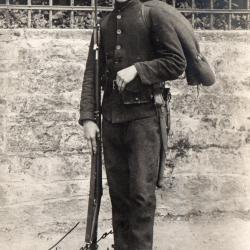 Carte Postale Soldat Fran&ccedil;ais 1915 -N&deg;8097