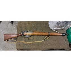 Lee Enfield N4mk1* Long Branch 1942 monomatricule avec bretelle et huilier canadien etat proche mint
