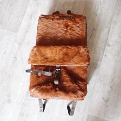 Sac &agrave; poils, havresac suisse. Mod&egrave;le &eacute;troit, pas courant