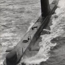Carte postale HMS Opossum, sous-marin de classe Oberon -N&deg;8103