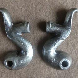 Paire de chien &eacute;bauche pour fusil de chasse  .