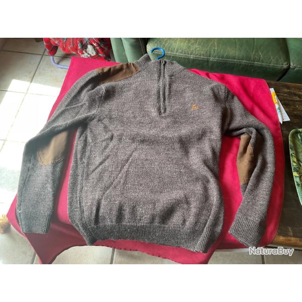 Pull neuf Verney-Carron, pas de prix de r�serve