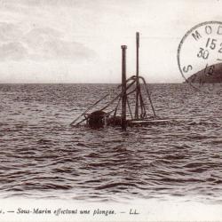 Carte Postale Ancienne - Sous-Marin Toulon -N&deg;8108
