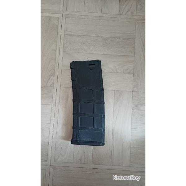 Bonjour je vend mon chargeur aeg 160 billes cyma