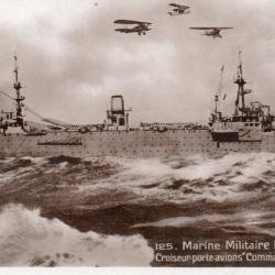 Carte postale Marine Militaire  Croiseur porte-avions Commandant TESTE -N&deg;8113