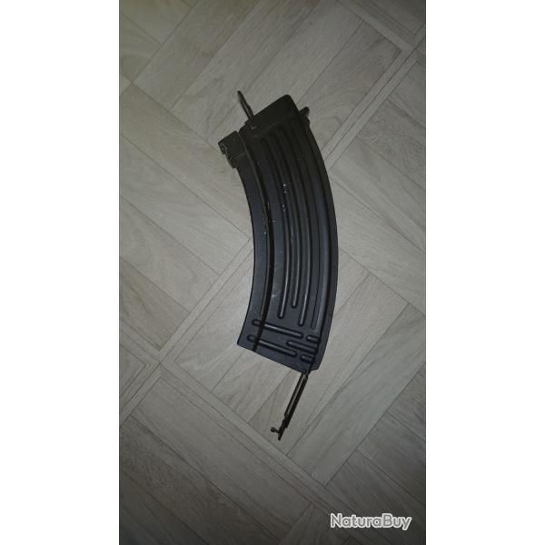 Bonjour je vend un chargeur firepower