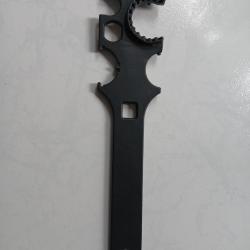 cle multifonctions pour le demontage AR 15 , M4, M16